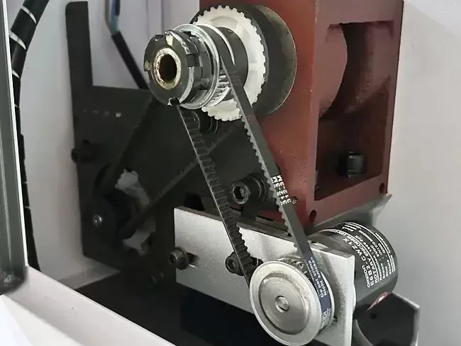 Máy tiện chuẩn bị mẫu CNC mini – QualiLathe-140