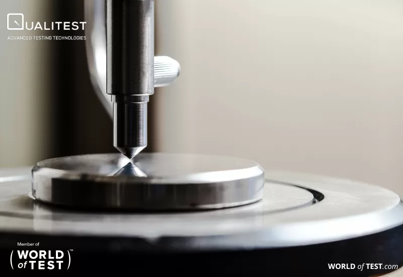 Máy đo độ cứng Rockwell